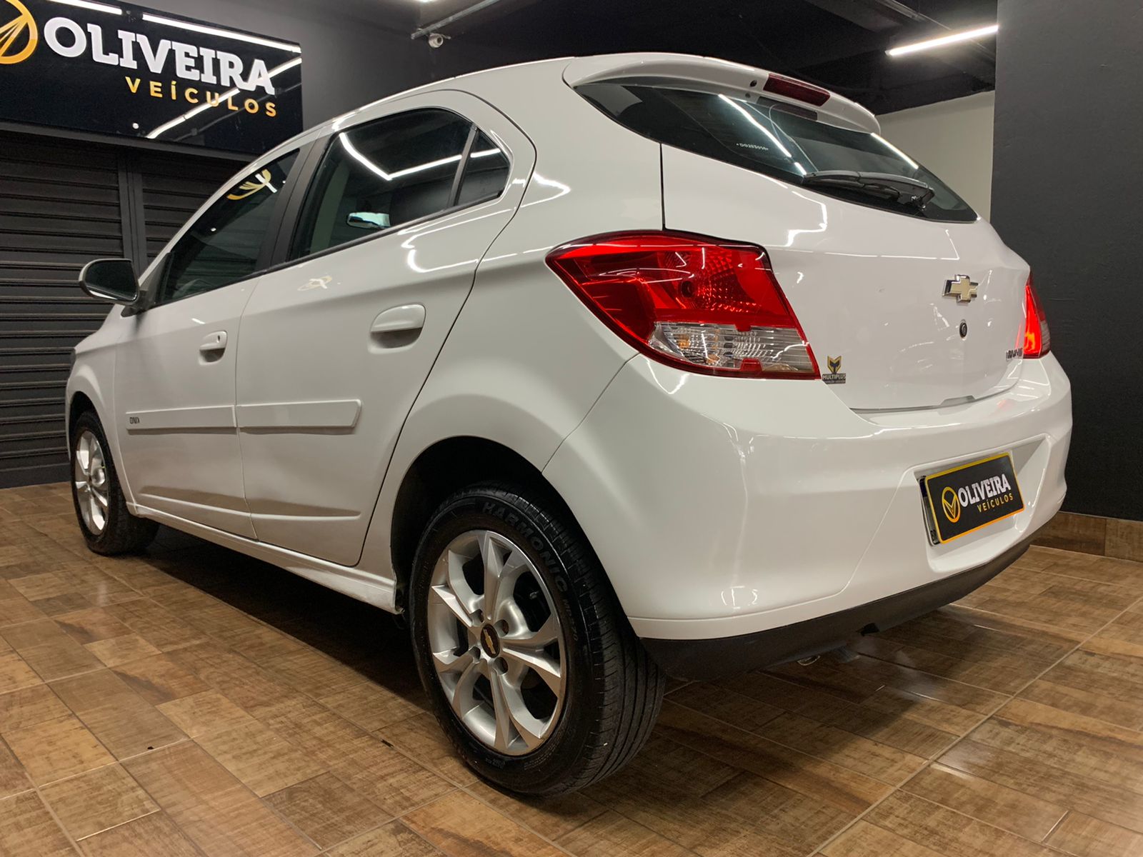 WhatsApp Image 2025-12-16 at 09.51.50 (1)