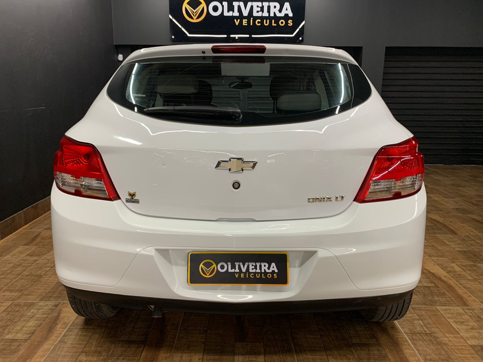 WhatsApp Image 2025-12-16 at 09.51.50 (2)