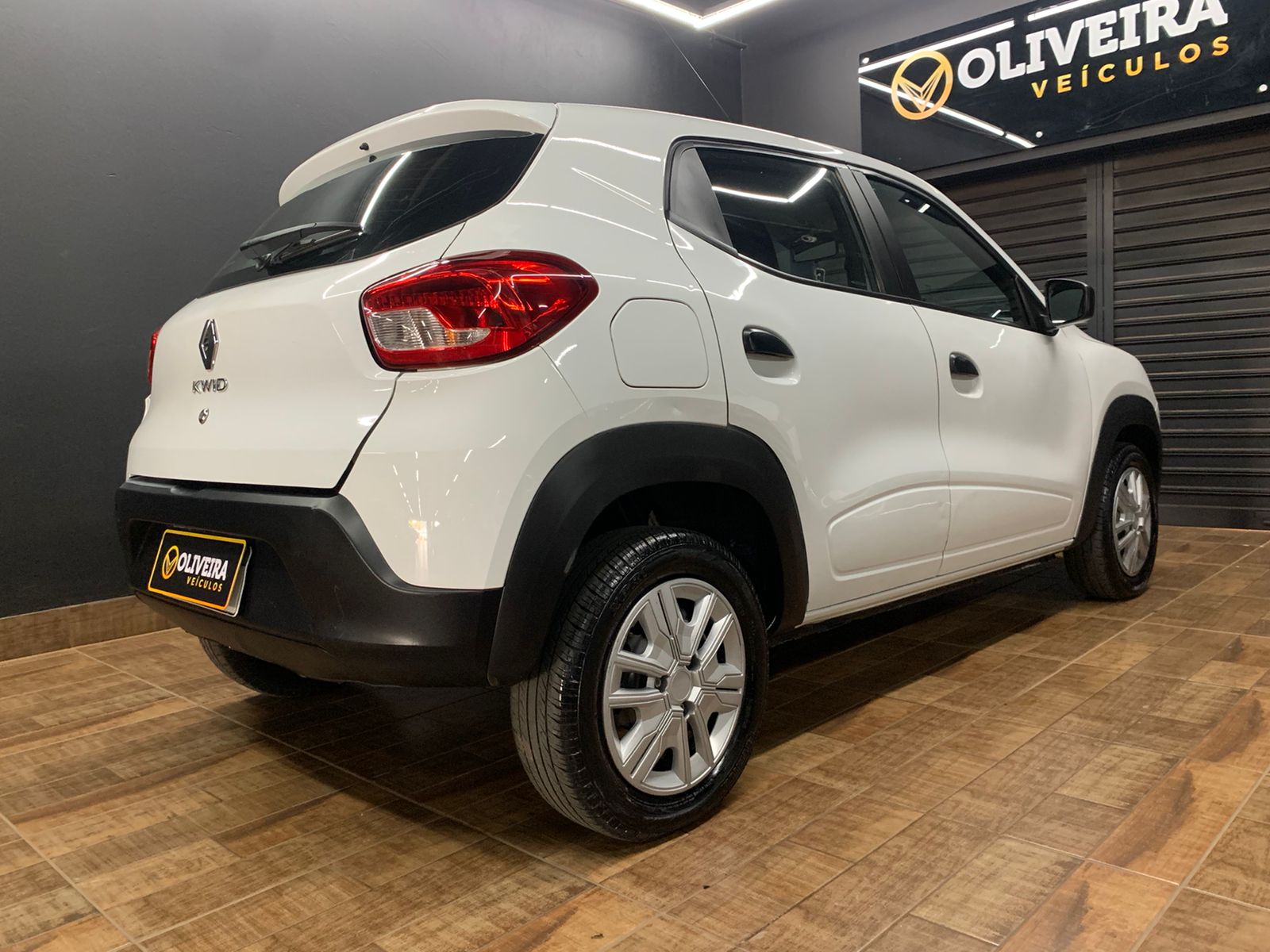 WhatsApp Image 2026-01-29 at 11.52.00 (1)